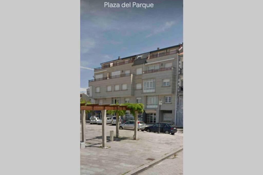Apartamento Plaza Del Parque Вилануева де Ароса Екстериор снимка